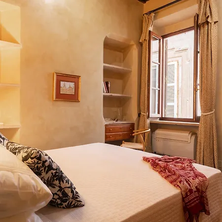 Casa Makam 4, Emma 빌라 로마